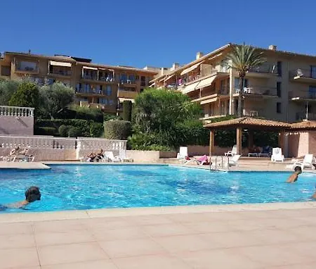 Eden Parc Tropez 2 Appartement *